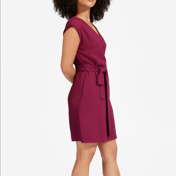 Everlane Dresses & Skirts - Everlane Wrap dress